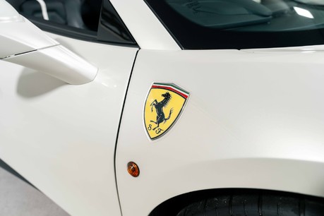 Ferrari 488 SPIDER. BIANCO ITALIA PAINTWORK. GOLDRAKE RACE SEATS. SPORTS EXHAUST. 22
