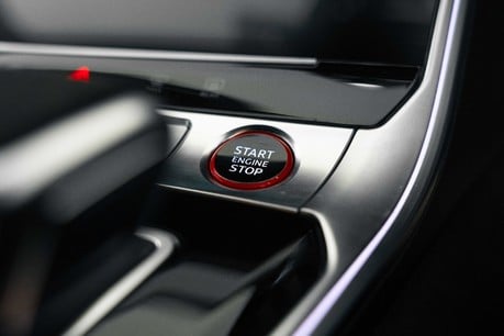 Audi RS6 AVANT TFSI QUATTRO CARBON BLACK MHEV. FULL SPEC COMING SOON. 36