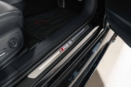 Audi RS6 AVANT TFSI QUATTRO CARBON BLACK MHEV. FULL SPEC COMING SOON. 54