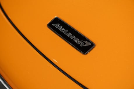 McLaren 720S V8 SSG SPIDER. PAPAYA SPARK PAINT. STEALTH PACK. B&W SOUND SYSTEM. FULL PPF 14