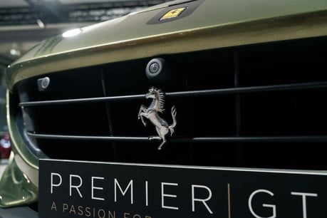 Ferrari Portofino TAILOR MADE. VERDE MASONI. PPF. CARPLAY. BLACK ROOF. PASSENGER DISPLAY. 53