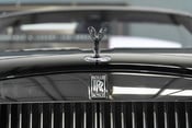 Rolls-Royce Dawn V12. BLACK BADGE. 21" CARBON COMPOSITE WHEELS. LAMBSWOOL MATS 17