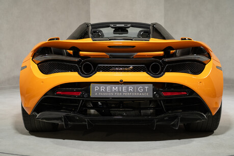 McLaren 720S V8 SSG SPIDER. PAPAYA SPARK PAINT. STEALTH PACK. B&W SOUND SYSTEM. FULL PPF 8