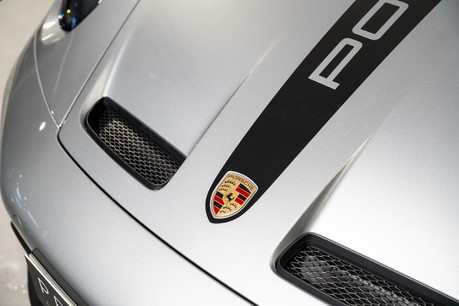 Porsche 911 GT3 PDK. 918 SEATS. CLUBSPORT. CARBON ROOF. GT SILVER. 59
