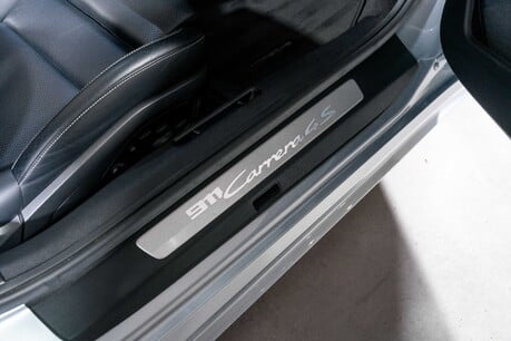 Porsche 911 CARRERA 4S PDK. NOW SOLD. SIMILAR REQUIRED. PLEASE CALL 01903 254800. 34