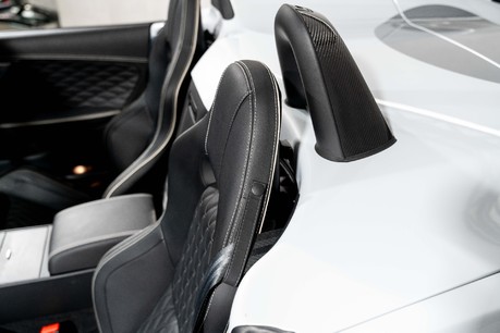 Jaguar F-Type PROJECT 7. 1 OF 250. GLACIER WHITE. CARBON CERAMICS. EXTENSIVE EXT CARBON. 27