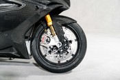 Norton V4 SV. CARBON FIBRE BODYWORK. ÖHLINS SUSPENSION. CARBON BST WHEELS. 9