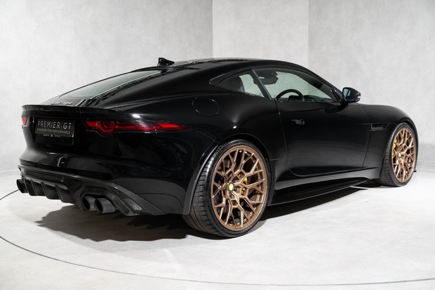 Jaguar F-Type LISTER LFT 666. 1 OF 99. FULL PPF. CARBON EXTERIOR. KW DAMPERS. 1