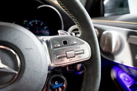 Mercedes-Benz AMG C63 S Final Edition AMG C 63 S FINAL EDITION. CARBON CERAMIC BRAKES. AMBIENT LIGHTING. CARPLAY 24