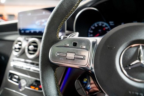 Mercedes-Benz AMG C63 S Final Edition AMG C 63 S FINAL EDITION. CARBON CERAMIC BRAKES. AMBIENT LIGHTING. CARPLAY 23