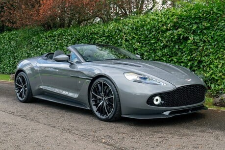 Aston Martin Vanquish V12 ZAGATO VOLANTE. 1 OF 36 RHD. EXTENSIVE CARBON EXTERIOR PACK. FSH ASTON 61