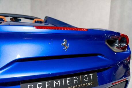 Ferrari 488 SPIDER. ATELIER CAR. GLOSSY BLUE CARBON INT. BLU ELETTRICO. FRONT PPF. 37