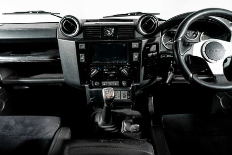 Land Rover Defender 110 110 ICON. MOMO STEERING WHEEL. RECARO SPORTS SEATS. PERFORMANCE UPGRADES. 47