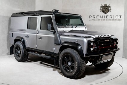 Land Rover Defender 110 110 ICON. MOMO STEERING WHEEL. RECARO SPORTS SEATS. PERFORMANCE UPGRADES. 