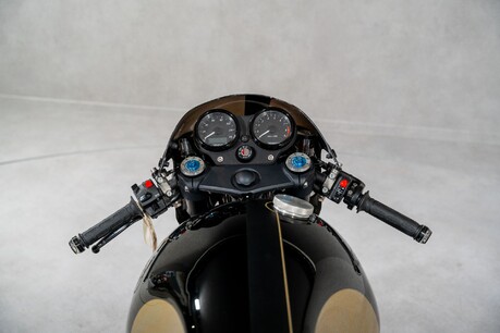 Norton Dominator SS PHANTOM. ONE OF A KIND BUILD. MONOBLOCK BREMBO BRAKES. OHLINS SUSPENSION 5