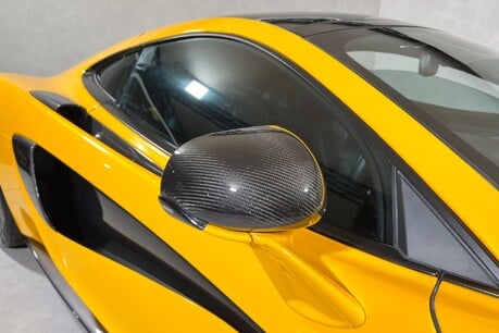 McLaren 570GT V8 SSG. MSO PAINT. SOFT CLOSE DOORS. HEATED SEATS. CARBON FIBRE INT. LIFT. 22