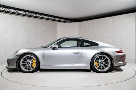 Porsche 911 GT3 TOURING. PORSCHE WARRANTY. SPORTS CHRONO. PCCBS. CHEQUERED SEAT INSERTS. 8