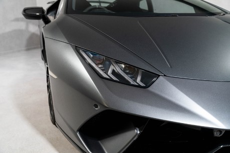 Lamborghini Huracan LP 640-4 PERFORMANTE. FULL PPF. HEATED SEATS. CARBON ENGINE BAY. CARPLAY. 21