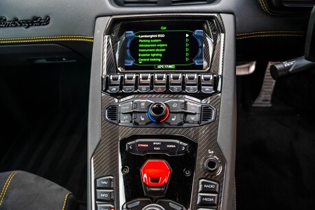 Lamborghini Aventador S V12. FULL LSH. JUST SERVICED. 12 MONTH LAMBO WARRANTY. FULL PPF. CARPLAY. 19