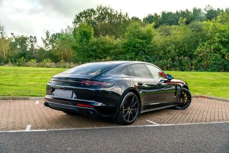 Porsche Panamera TURBO S E-HYBRID PDK. FPSH. PCCBS. BURMESTER. PANO ROOF. SPORT EXHAUST 2