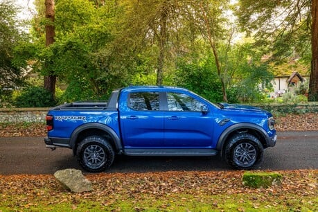 Ford Ranger RAPTOR ECOBOOST. LOW MILEAGE. RAPTOR PACK. CARPLAY. HEATED SEATS & WHEEL. 33