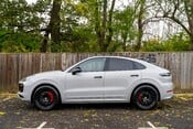 Porsche Cayenne GTS. CARBON INT PACK. BOSE. HEATED STEERING WHEEL. PAN ROOF. CARPLAY. 6