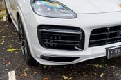 Porsche Cayenne GTS. CARBON INT PACK. BOSE. HEATED STEERING WHEEL. PAN ROOF. CARPLAY. 33