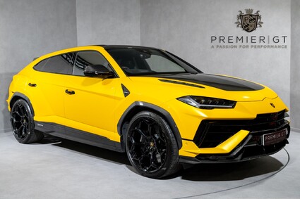 Lamborghini Urus PERFORMANTE. WARRANTY. ADAS PACK. CARBON FIBRE EXT. AMBIENT LIGHTING. B&O. 