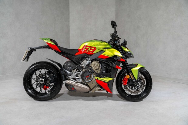 Ducati Streetfighter V4 LAMBORGHINI. NOW SOLD. SIMILAR REQUIRED. PLEASE CALL 01903 254800. 1