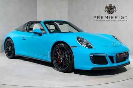 Porsche 911 TARGA 4 GTS PDK. WARRANTY. SPORTS CHRONO. HEATED STEERING WHEEL & SEATS