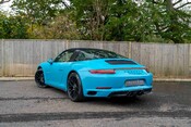 Porsche 911 TARGA 4 GTS PDK. WARRANTY. SPORTS CHRONO. HEATED STEERING WHEEL & SEATS 8