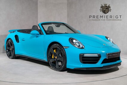 Porsche 911 TURBO S PDK. SPORTS CHRONO. PCCB. HEATED SPORTS SEATS. BOSE. CARPLAY. 