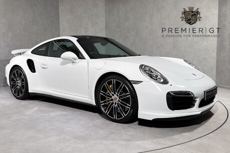 Porsche 911 TURBO S PDK. SPORTS CHRONO PACK. ELECTRIC GLASS ROOF. CERAMIC BRAKES. BOSE. 1