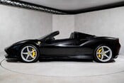 Ferrari F8 SPIDER. CARBON INT. PASSENGER DISPLAY. LIFT. 10