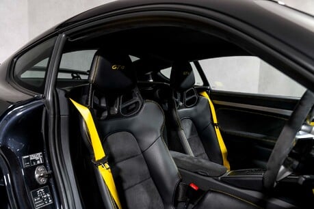 Porsche Cayman GT4 GT4. FULL PPF. 918 BUCKET SEATS. PCCB. SPORTS CHRONO. 13