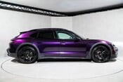 Porsche Taycan TURBO CROSS TURISMO. OFF-ROAD DESIGN PACK. SPORTS CHRONO PACK. PANO ROOF 7