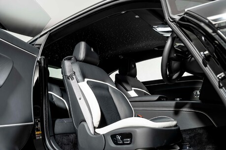 Rolls-Royce Spectre SHOOTING STAR STARLIGHT. MASSAGE, HEATED & COOLED SEATS. BESPOKE INTERIOR 24