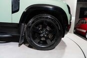 Land Rover Defender 90 75TH LIMITED EDITION. GLASS PANO ROOF. HEATED STEERING WHEEL. 9