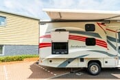 Ford E450 FLEETWOOD JAMBOREE BUNKHOUSE. VAT Q. BUILT IN WIFI. SLEEPS 10. 13