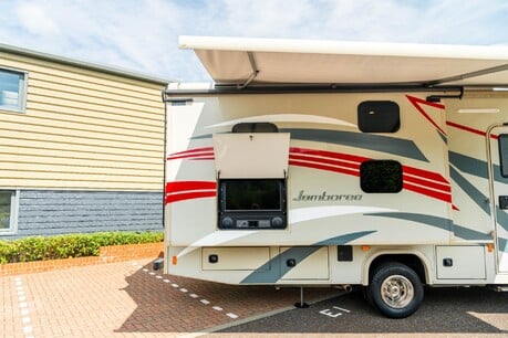 Ford E450 FLEETWOOD JAMBOREE BUNKHOUSE. VAT Q. BUILT IN WIFI. SLEEPS 10. 13