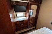 Ford E450 FLEETWOOD JAMBOREE BUNKHOUSE. VAT Q. BUILT IN WIFI. SLEEPS 10. 53