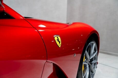 Ferrari 812 GTS OVER £90,000 IN OPTIONS. FULL PPF. FULL FSH. CARBON INT & EXT PACKAGE. LIFT 12