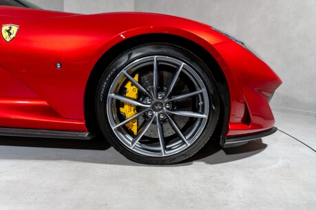 Ferrari 812 GTS OVER £90,000 IN OPTIONS. FULL PPF. FULL FSH. CARBON INT & EXT PACKAGE. LIFT 19