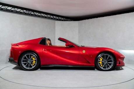 Ferrari 812 GTS OVER £90,000 IN OPTIONS. FULL PPF. FULL FSH. CARBON INT & EXT PACKAGE. LIFT 7