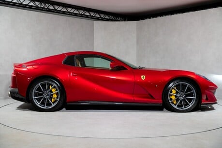 Ferrari 812 GTS OVER £90,000 IN OPTIONS. FULL PPF. FULL FSH. CARBON INT & EXT PACKAGE. LIFT 10