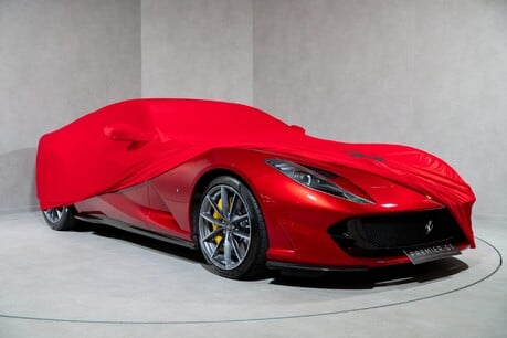 Ferrari 812 GTS OVER £90,000 IN OPTIONS. FULL PPF. FULL FSH. CARBON INT & EXT PACKAGE. LIFT 39