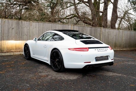 Porsche 911 CARRERA GTS PDK. GLASS SLIDING PAN ROOF. HEATED SEATS. SPORTS CHRONO. 3