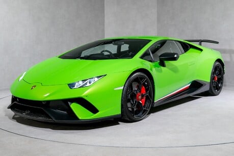 Lamborghini Huracan PERFORMANTE. WARRANTY. PPF. APPLE CARPLAY. CARBON ENGINE BAY. LIFT 3