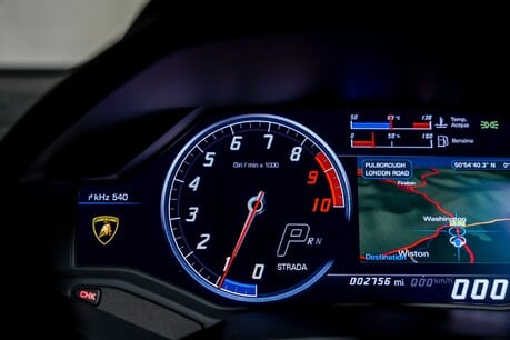 Lamborghini Huracan PERFORMANTE. WARRANTY. PPF. APPLE CARPLAY. CARBON ENGINE BAY. LIFT 28