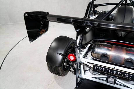 Ariel Atom 4 350 BHP UPGRADE. HALO ROLL CAGE. 6-SPEED SEQUENTIAL GEARBOX. ÖHLINS 33